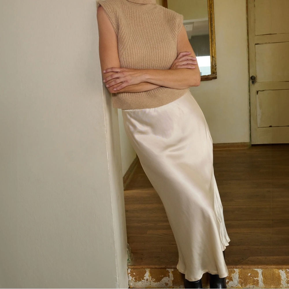 Nation Los Angeles Mabel Cream Luxe Sateen Skirt M